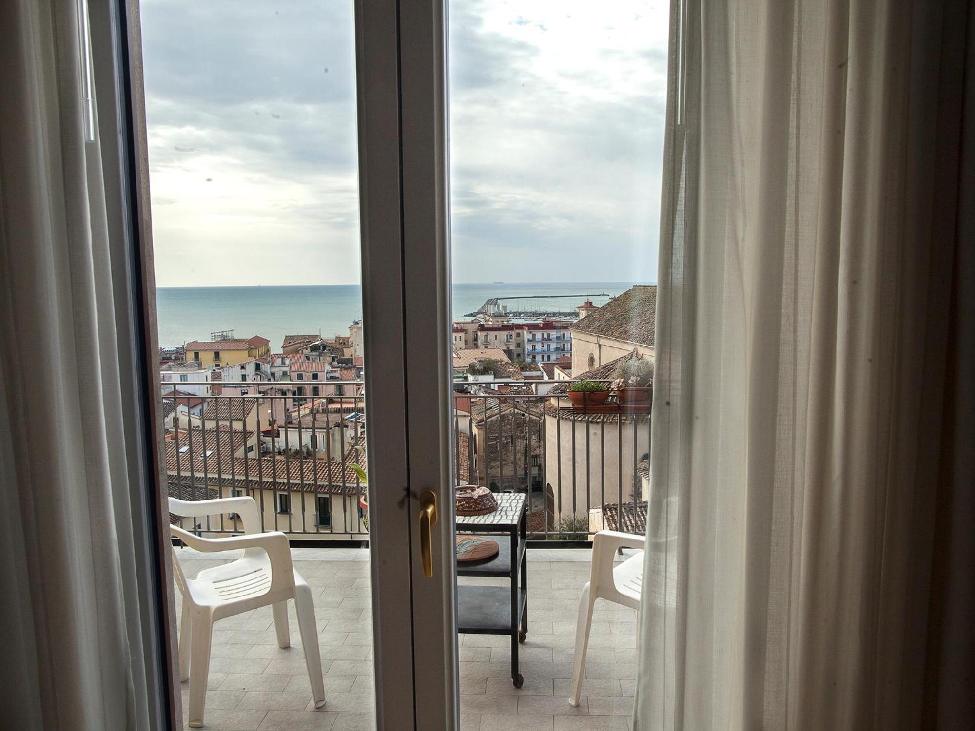 Armonia Bed & Breakfast Salerno Luaran gambar